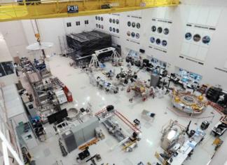 La Nasa presentó el rover Mars 2020 que se lanzará este verano a Marte Labores de la nasa