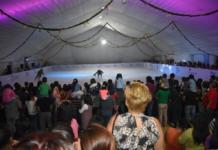 Invitan a seguir disfrutando de la pista de hielo en Cosoleacaque Coso