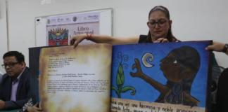 SEV presenta “Libro Artesanal Veracruzano” para fomentar lectura en escuelas de alta marginación aCERVO