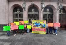 No abastecieron medicamentos contra el cáncer; niños veracruzanos en riesgo de muerte Manifestación de familiares de niños con cáncer