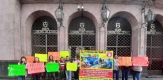 No abastecieron medicamentos contra el cáncer; niños veracruzanos en riesgo de muerte Manifestación de familiares de niños con cáncer