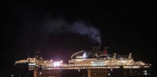 Revisan salud de pasajeros de crucero atracado en QRoo