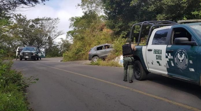 Fuerza Civil abate a tres presuntos delincuentes luego de ataque a destacamento, en Huatusco