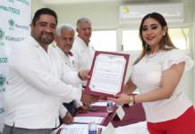 Entrega Tecnológico de Coatzacoalcos 512 títulos electrónicos