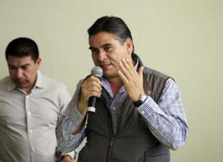 Contraesquina Política.- Por Fernando Martínez Plascencia: Nicolas Ruiz Roset: Sigue trabajando por Minatitlan