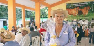 Ganaderos de Actopan reciben vacunas contra el derriengue