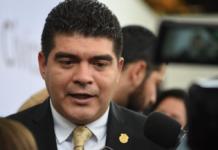 Se empantanan conflictos en la SEV; falta de maestros, de pagos de horas y retiro de médicos