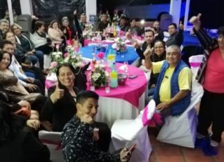 Coinciden trabajadores de Salud en fraternal convivencia con la doctora Sonia Ibarra Se reúnen trabajadores de Salud con la doctora Sonia Ibarra