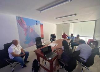 Se reúne Cirilo Vázquez Parissi con autoridades sanitarias y dar continuidad a medidas de protección contra el coronavirus