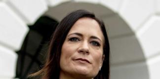 Renuncia la secretaria de prensa de Trump