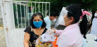 Entrega DIF-Minatitlán más de 200 despensas en la comunidad de Capoacán Entrega DIF-Minatitlán más de 200 despensas en la comunidad de Capoacán