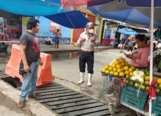 Realiza Obras Públicas de Minatitlán reparaciones en centro de la ciudad