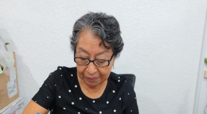 Trabaja Registro Civil de Minatitlán en Semáforo Rojo; reducidos los servicios Isaura Alcántara Sosa, directora del Registro Civil de Minatitlán