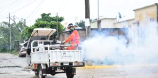 Realiza ayuntamiento de Cosoleacaque jornada de descacharrización, fumigación y sanitización en el fraccionamiento Los Prados