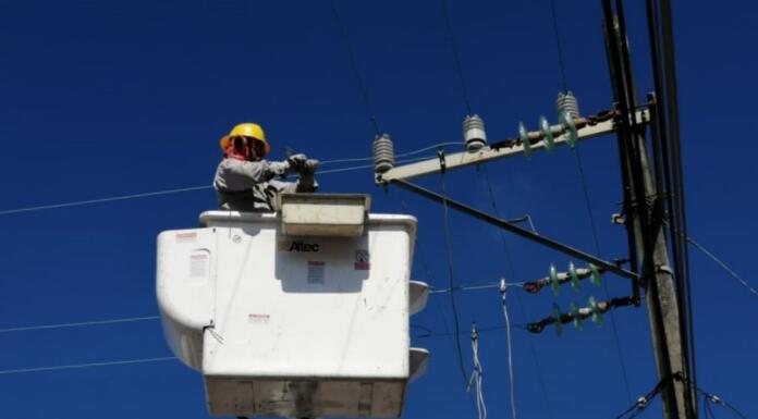 Mejora Ayuntamiento red eléctrica en Minatitlán Mejora Ayuntamiento red eléctrica en Minatitlán