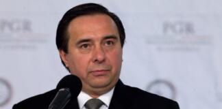 Emite Interpol ficha roja para detener a encargado de investigar Caso Ayotzinapa Emite Interpol ficha roja para detener a Tomás Cerón