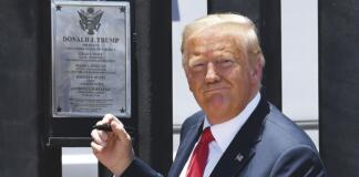 EU estaría ‘inundado’ por el COVID-19 si no fuera por el muro, dice Trump