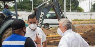 Inicia pavimentación con concreto hidráulico de calle Nicolás Bravo en Minatitlán Pavimentan calle Nicolás Bravo en Minatitlán