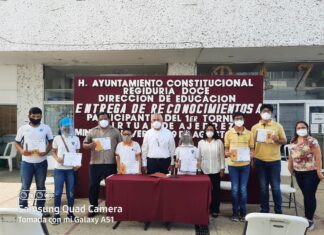 Reconoce Alcalde de Minatitlán a ganadores de Primer Concurso de Ajedrez