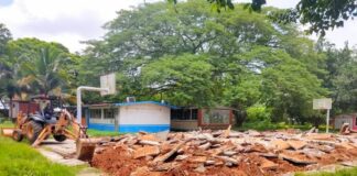 Construye Ayuntamiento de Minatitlán domos para beneficio del sector educativo