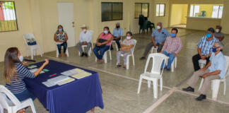 Rechazan que tianguis agropecuario se realice fuera de la zona rural