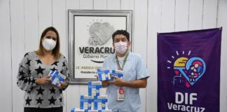 Apoya H. Ayuntamiento de Veracruz labor de la Torre Pediátrica con entrega de mil cubrebocas