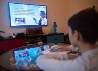 Ciclo escolar iniciará el 24 de agosto; serán clases a distancia Ciclo escolar iniciará el 24 de agosto; serán clases a distancia