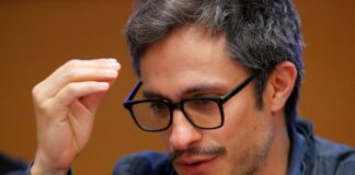 Gael García llama a firmar petición contra extinción de fideicomisos
