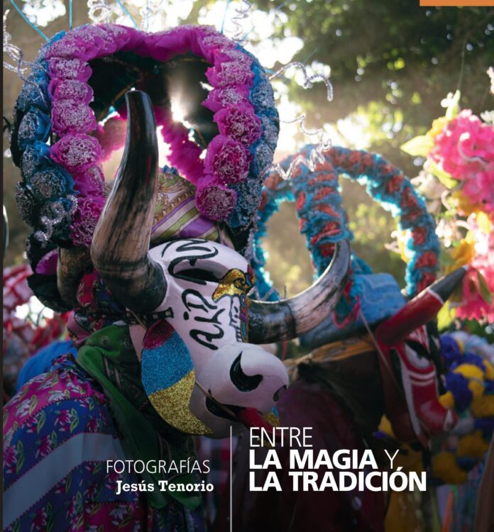 ENTRE LA MAGIA Y LA TRADICIÓN