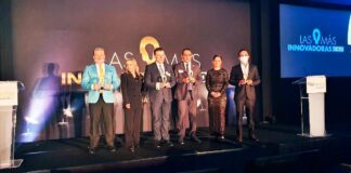 Recibe alcalde Fernando Yunes Márquez galardón Innovación de Procesos por Modernización Integral Catastral del Ayuntamiento