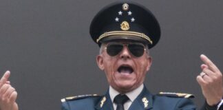 Jueza de EU concede desestimación de cargos contra Salvador Cienfuegos