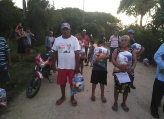 Más de 700 despensas entrega el Ayuntamiento de Minatitlán en zonas afectadas por inundaciones