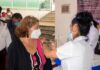 Aplican vacuna contra la influenza a empleados municipales y población en general de Minatitlán Aplican vacuna contra la influenza a empleados municipales y población en general de Minatitlán