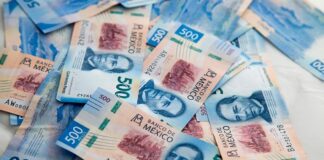 Peso cae con fuerza por temor ante nueva variante de Covid-19