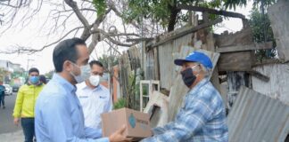Continúa Alcalde Fernando Yunes Márquez con entrega de apoyos del programa “Veracruz Contigo”