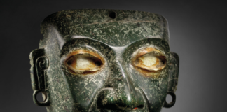 Pese a protestas de México, subastan piezas prehispánicas en París