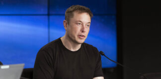Elon Musk afirma que Rusia va por «buen camino» en el desarrollo de su cohete lanzador reutilizable