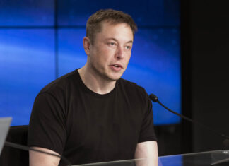 Elon Musk afirma que Rusia va por «buen camino» en el desarrollo de su cohete lanzador reutilizable
