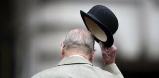 El príncipe Felipe, esposo de la reina Isabel II, ha muerto a los 99 años