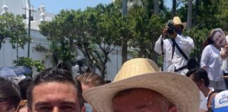 Participó Paco Gutiérrez de Velasco en marcha de apoyo a Miguel Ángel Yunes Márquez