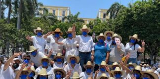 Exitoso recorrido de Paco Gutiérrez de Velasco en la colonia El Vergel