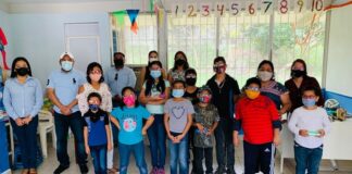 Entrega DIF Minatitlán lentes gratuitos a niñas y niños con capacidades diferentes