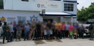 Resguarda SSP a 92 migrantes en Agua Dulce y Las Choapas
