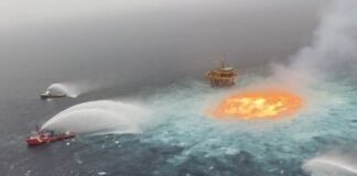 Controla Pemex emanación de gas y fuego en ducto submarino en cercanías de la plataforma satélite KU-C en la Sonda de Campeche