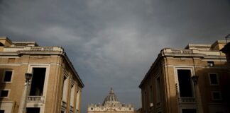 El secretismo habitual del Vaticano genera dudas sobre la salud del papa Francisco