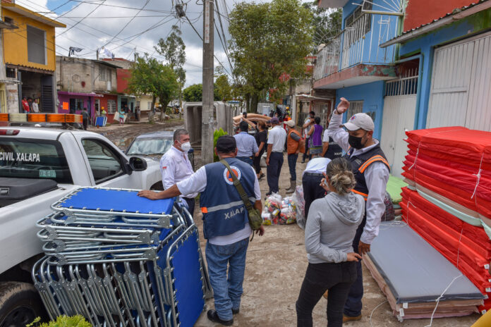 210816 C3273 FOTO 04 Apoyos PC