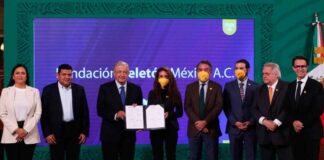 Se unen López Obrador y Teletón por niñas y niños con discapacidad