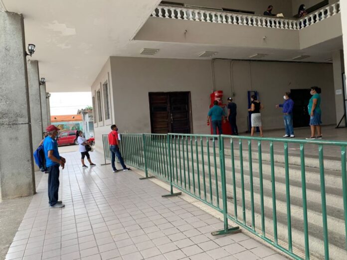 El horario de labores de las oficinas del Ayuntamiento de Cosoleacaque se redujeron