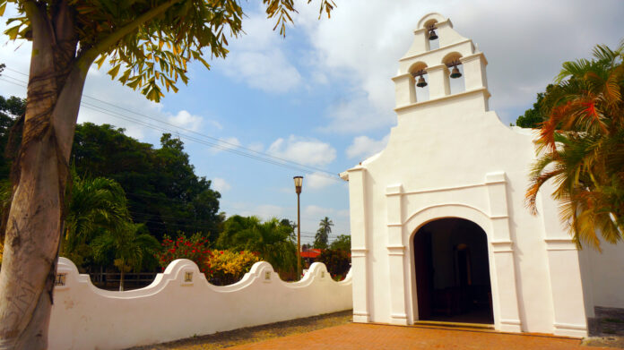 La-antigual-low