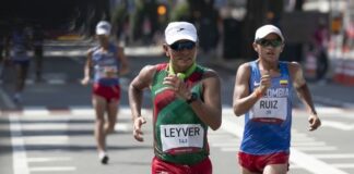 El oriundo de Coatzacoalcos llega en el lugar 15 en los 50 km en Tokio